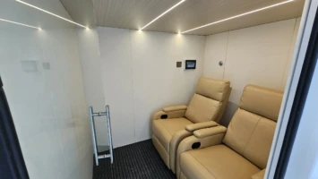 Wnętrze komory hiperbarycznej – terapia tlenowa HBOT